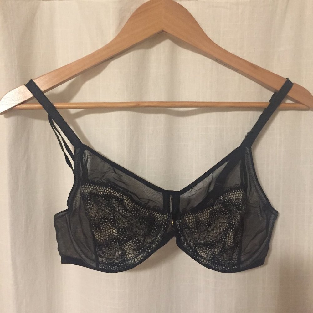 Chantelle Bra 32 DD
